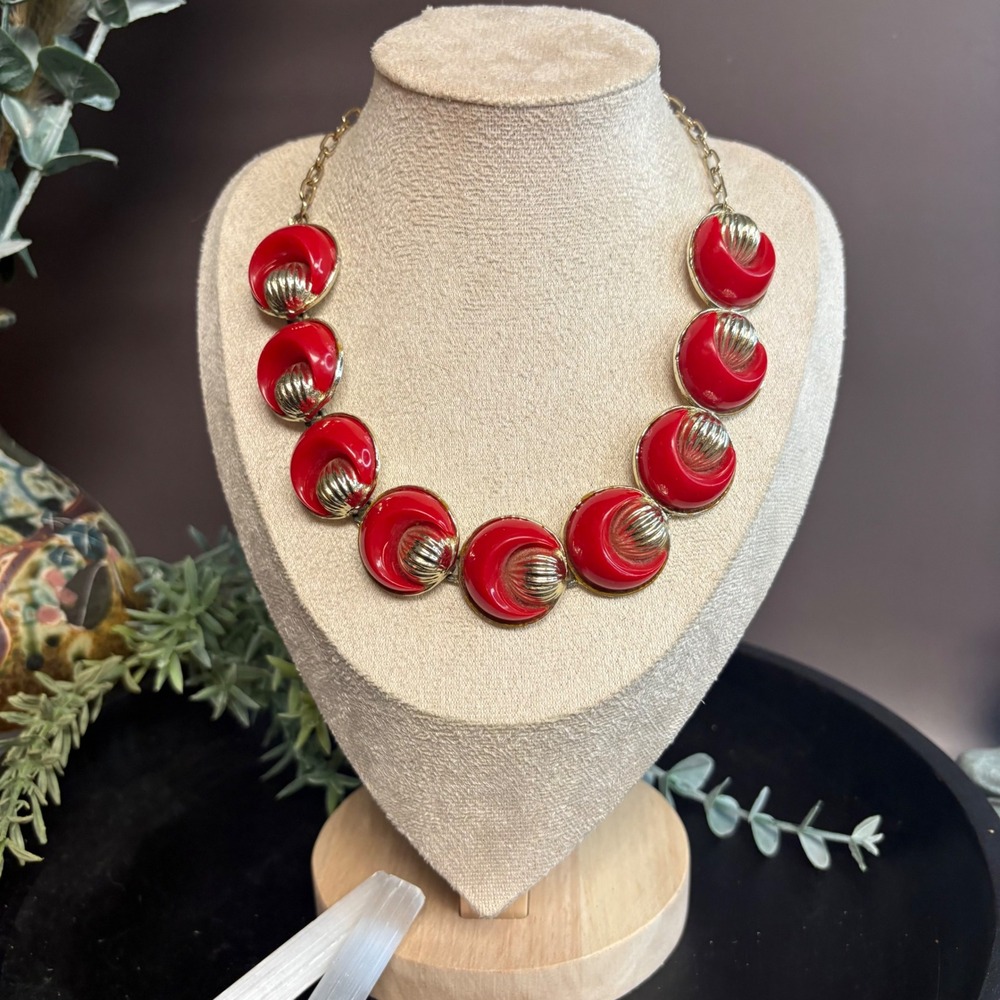 Vintage Red Acrylic Collar Necklace | Gold‎ Tone Crescent Link | 14 Inch Jewelry